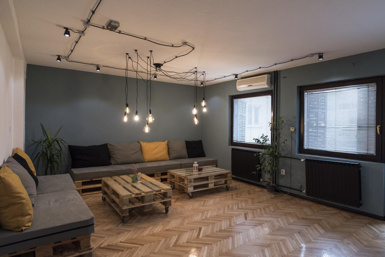 סקופיה Nordic Hostel N-Box מראה חיצוני תמונה