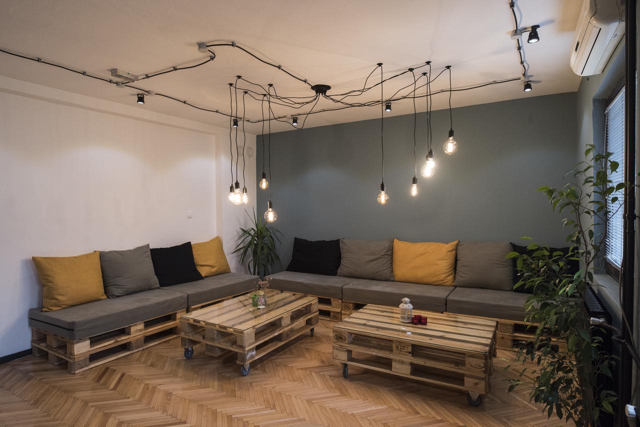 סקופיה Nordic Hostel N-Box מראה חיצוני תמונה