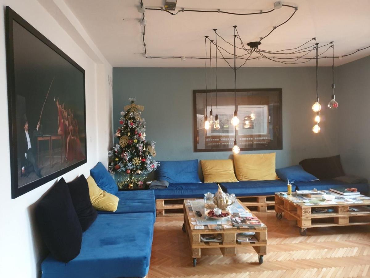 סקופיה Nordic Hostel N-Box מראה חיצוני תמונה